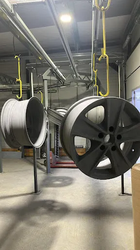 Lakiernia proszkowa Braun-Mebel. Malowanie proszkowe. Lakiernia natryskowa. Malowanie drewna, tworzyw sztucznych.